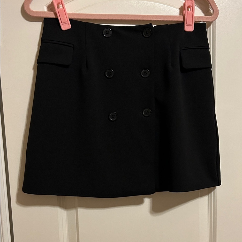Forever 21 Black Double-Breasted Mini Skirt size medium